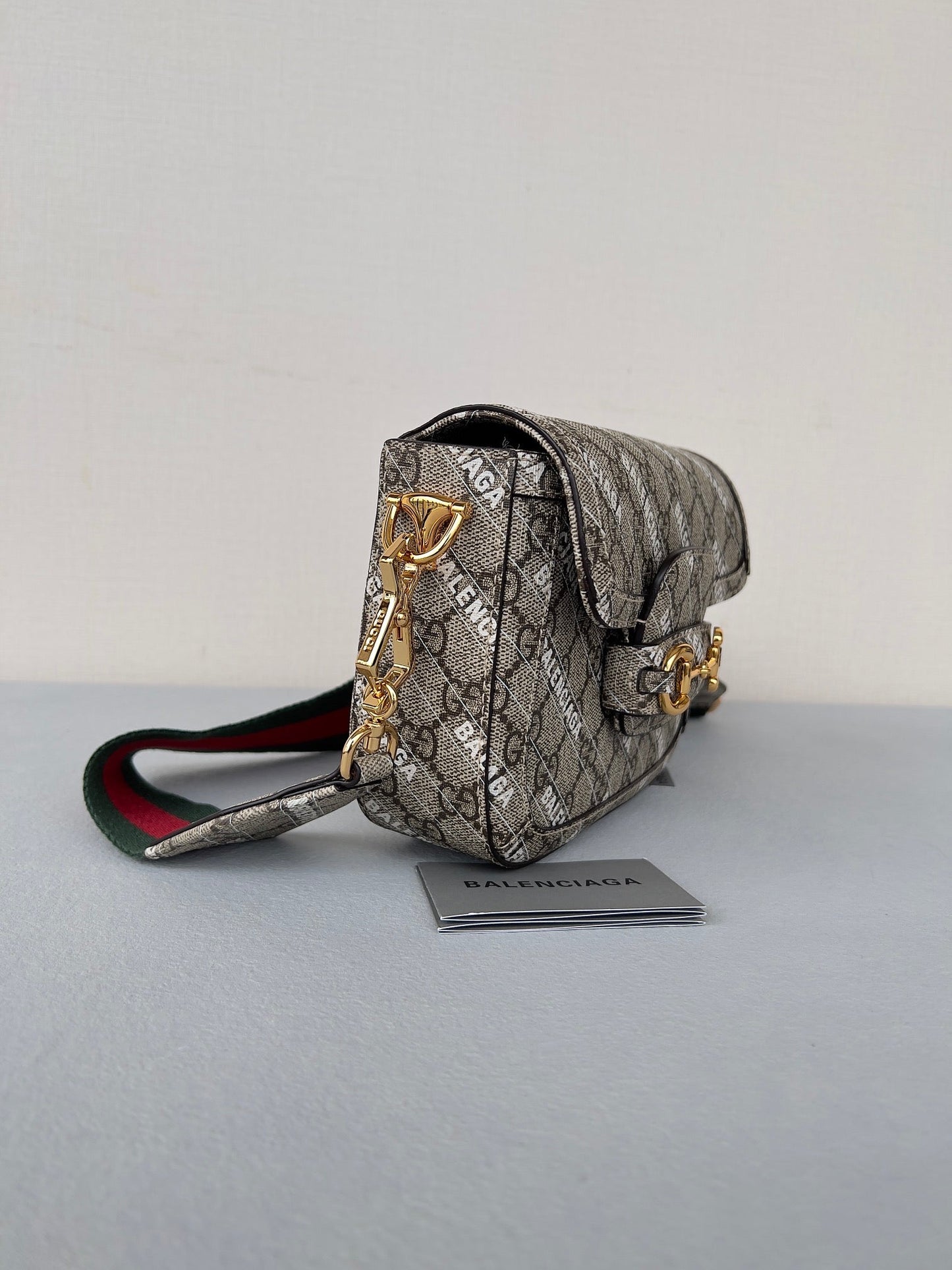 GUCCI MINI 25 PRINTED SADDLE BAG IN EICRU BEIGE CANVAS