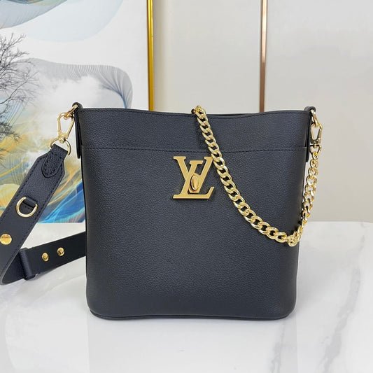 LOUIS VUITTON LOCK AND WALK 20 IN BLACK GRAINED CALFSKIN GOLD HARDWARE