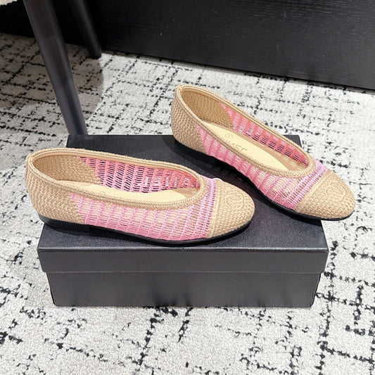 CHANEL BALLET FLAT 25S IN PINK AND BEIGE RAFFIA