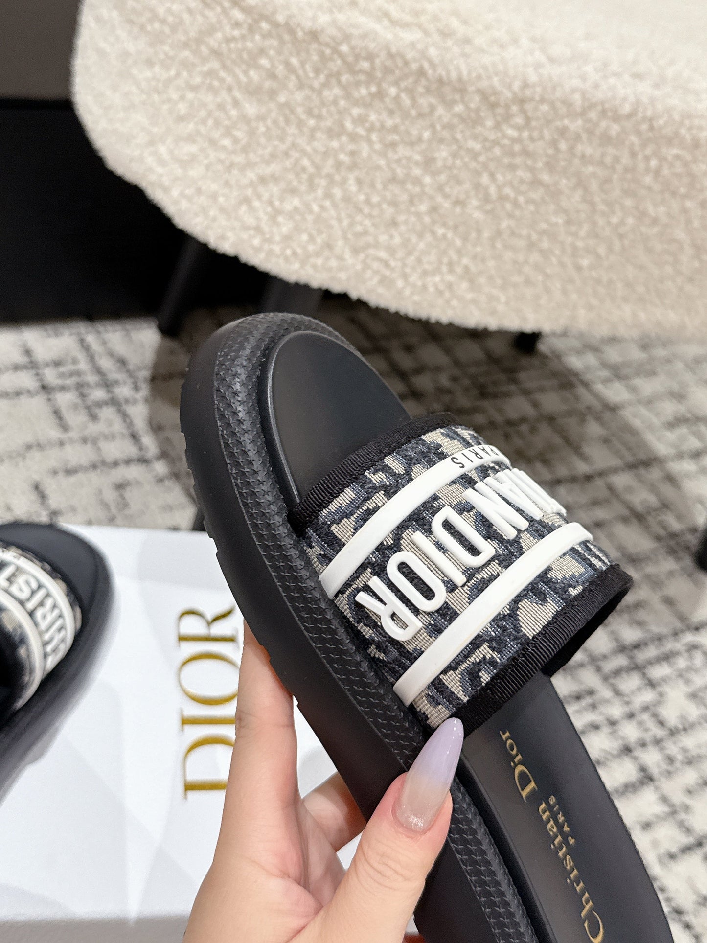 DIOR SLIDES 25S IN BLACK LAMBSKIN AND FABIRC WITH BRAND LOGO STYLE 3