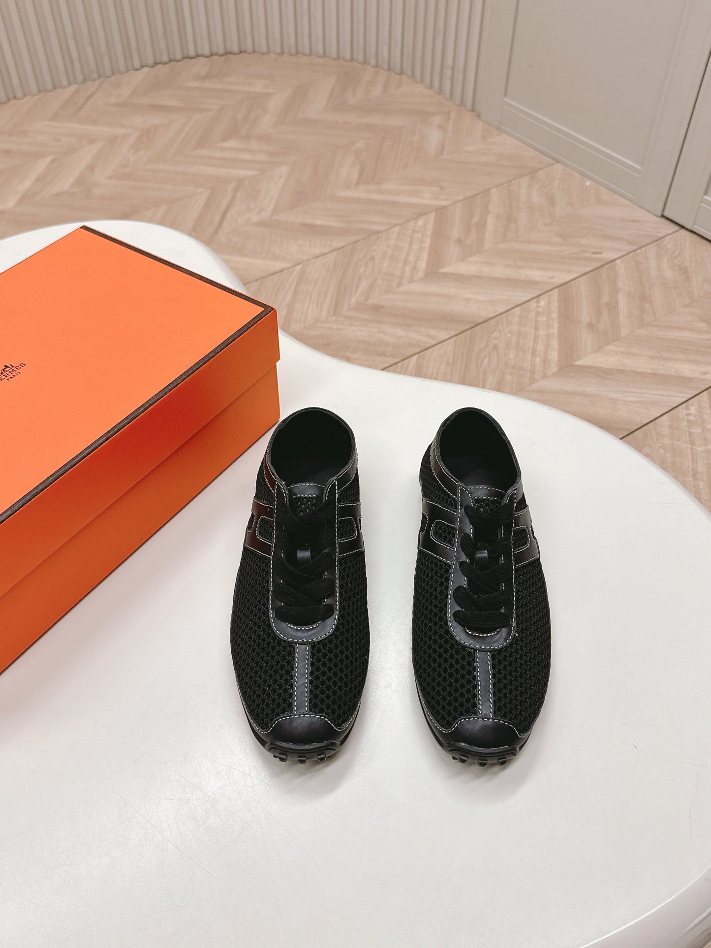 HERMES KIGA SNEAKER IN BLACK CROCHET KNIT AND CALFSKIN
