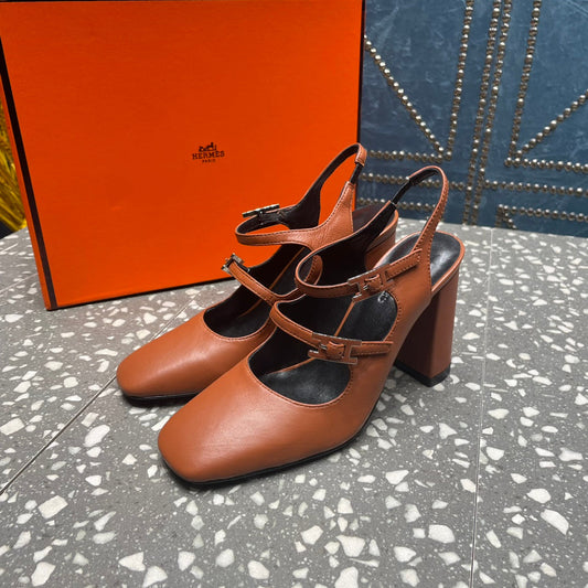 HERMES JACKIE 80 MM PUMP IN UMBER BROWN CALFSKIN