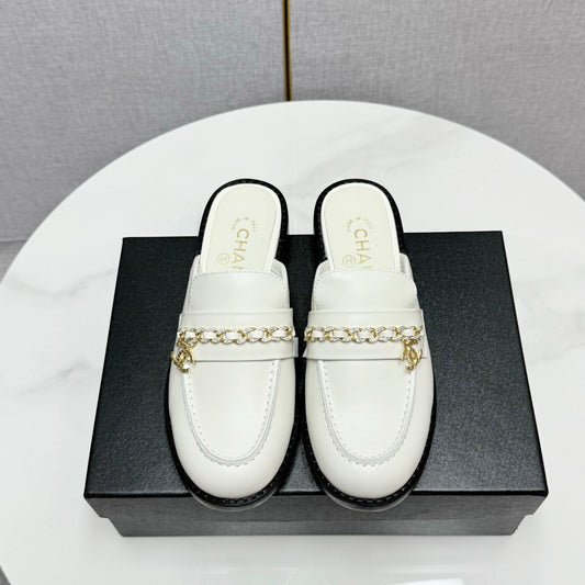 CHANEL FLAT MULE 25S IN WHITE CALFSKIN STYLE 5