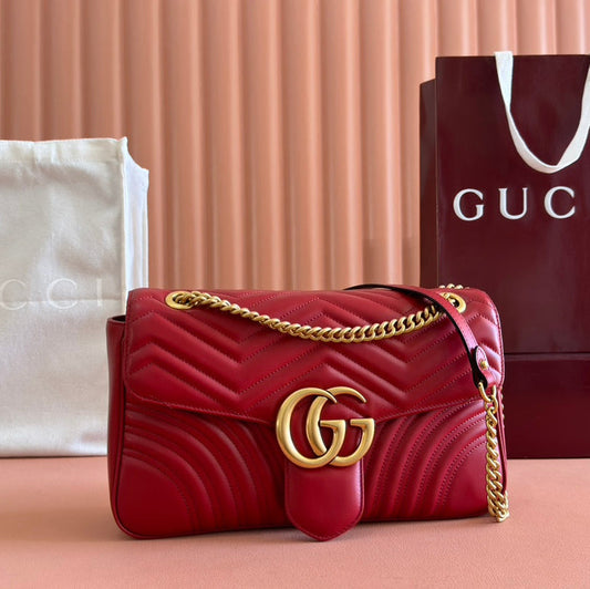 GUCCI MARMONT SHOULDER BAG 31 IN RED CALFSKIN GOLD CHAIN