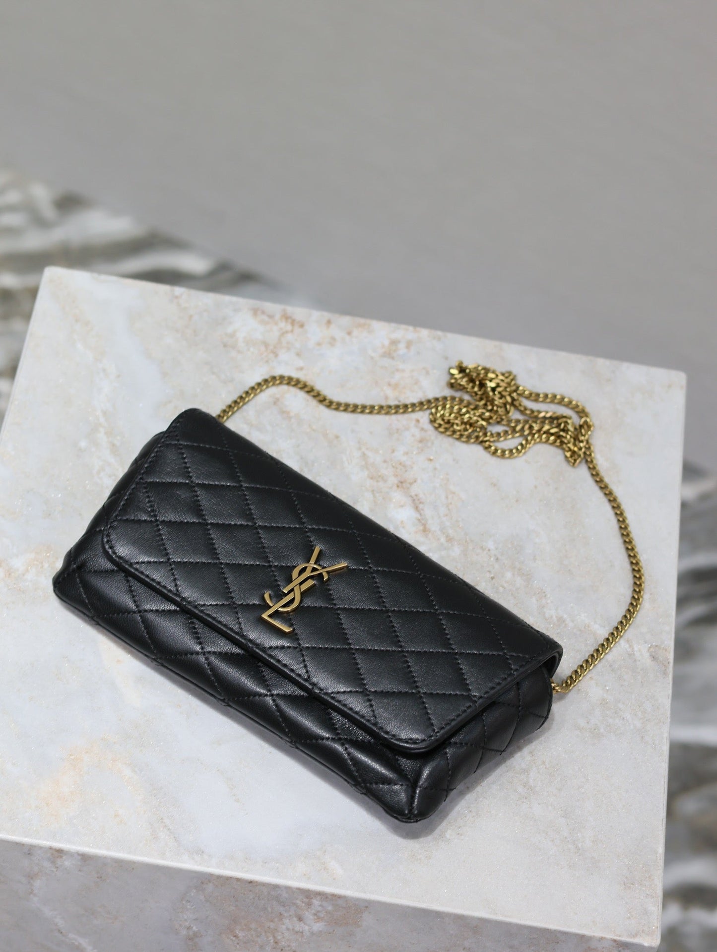 YSL 25S SAINT LAURENT GABY 19 IN BLACK QUILTED CALFSKIN GOLD HARDWARE